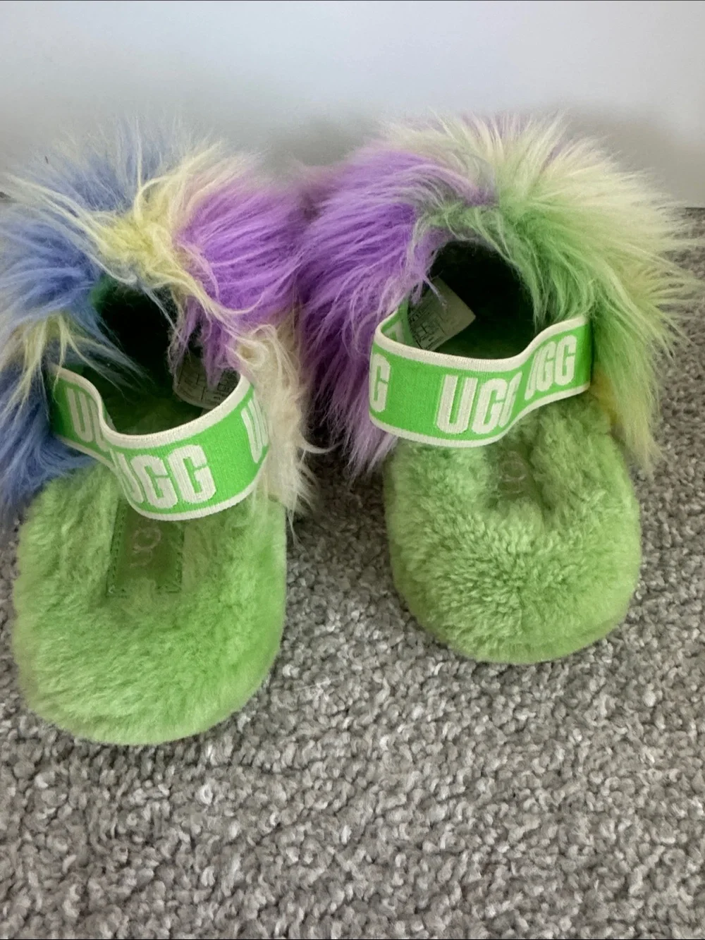 UGG plush lime